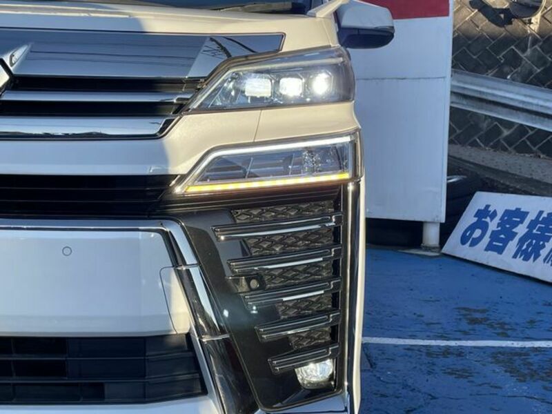 VELLFIRE-9