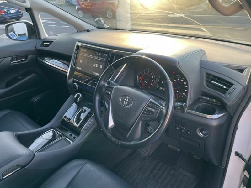 VELLFIRE-15