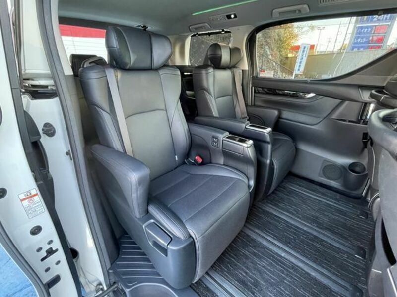 VELLFIRE-20