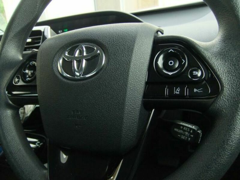 PRIUS-9