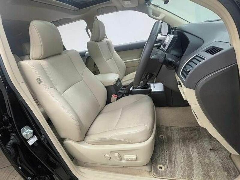 LAND CRUISER PRADO-4