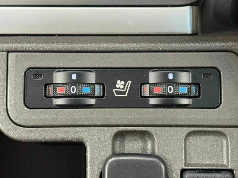 LAND CRUISER PRADO-9