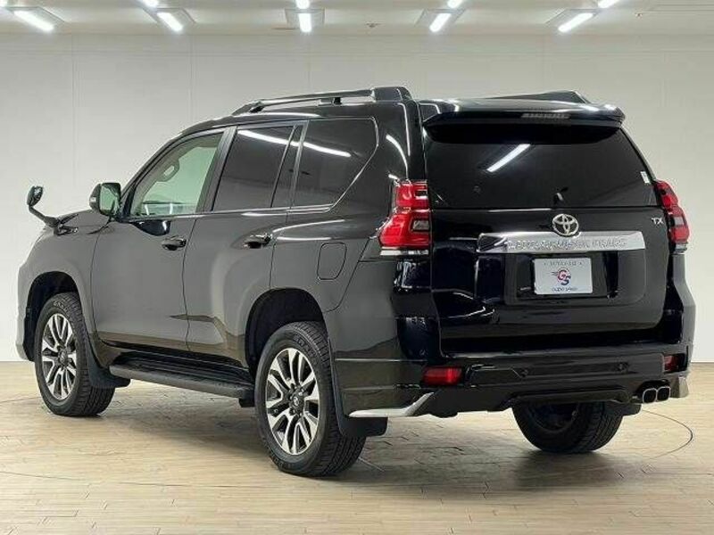 LAND CRUISER PRADO-16