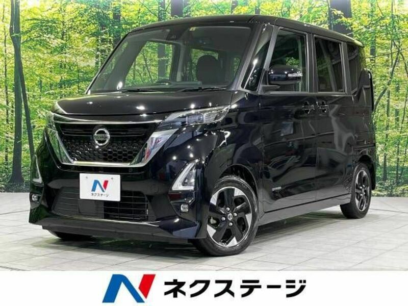 NISSAN　ROOX