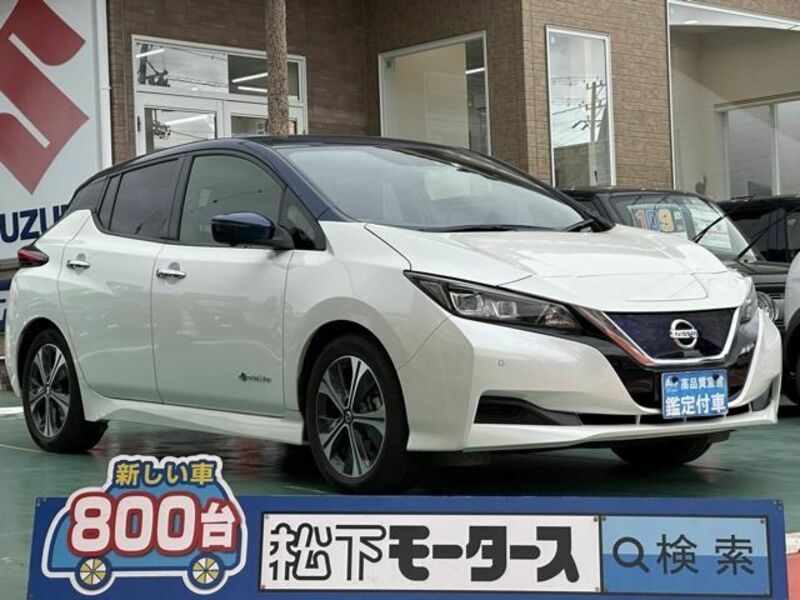 NISSAN　LEAF