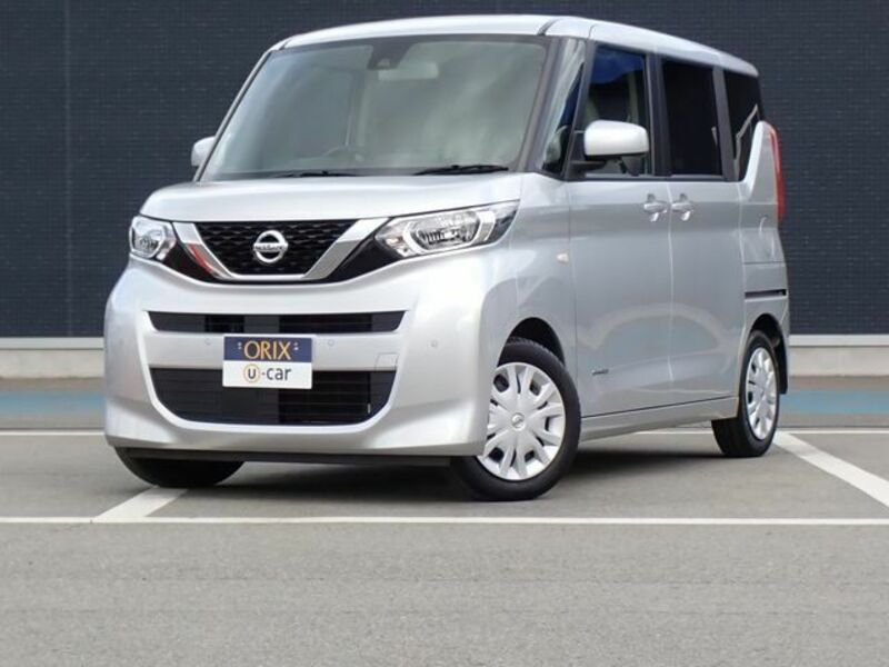 NISSAN　ROOX