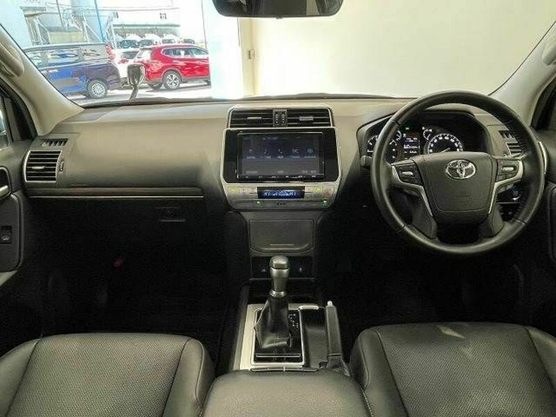 LAND CRUISER PRADO-1