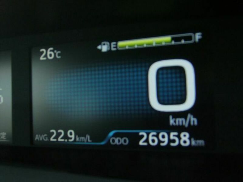 PRIUS-14