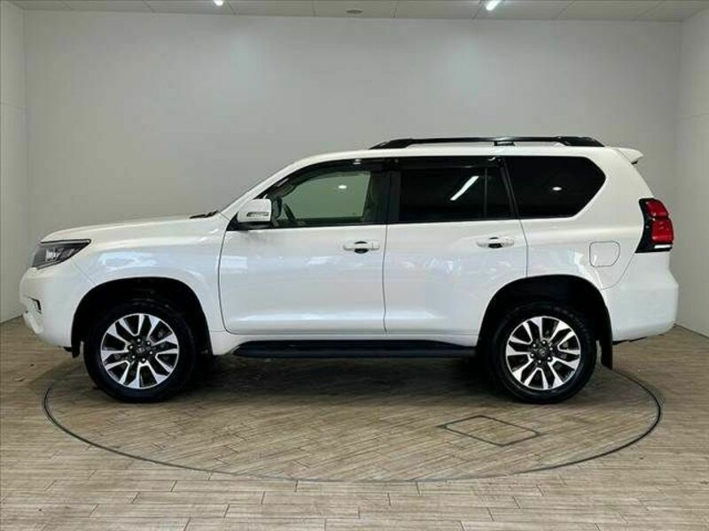 LAND CRUISER PRADO-15