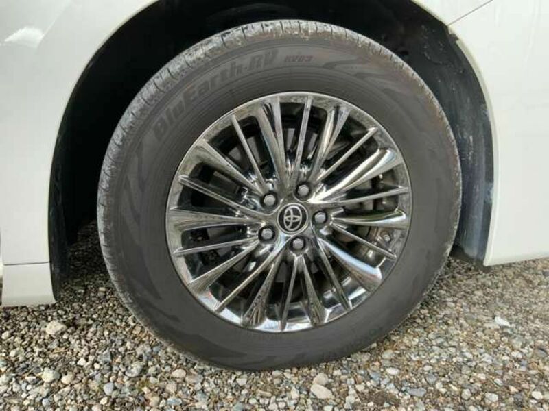 VELLFIRE-11