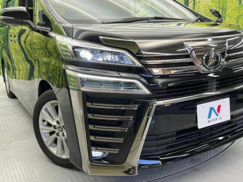 VELLFIRE-13