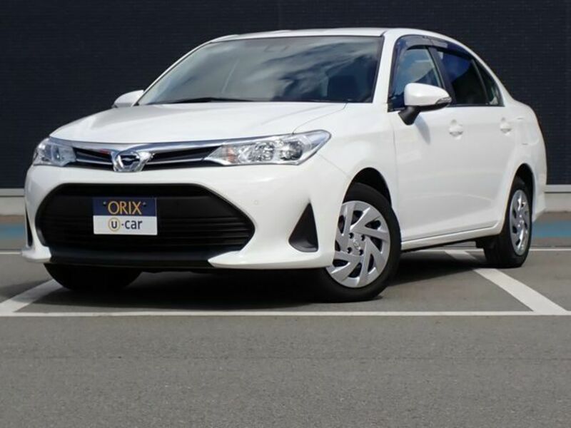 TOYOTA　COROLLA AXIO