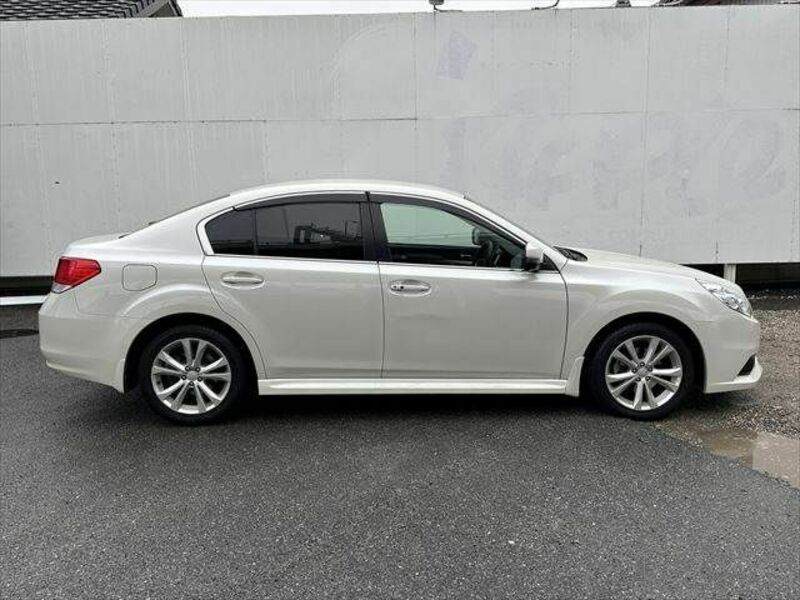 LEGACY B4-12