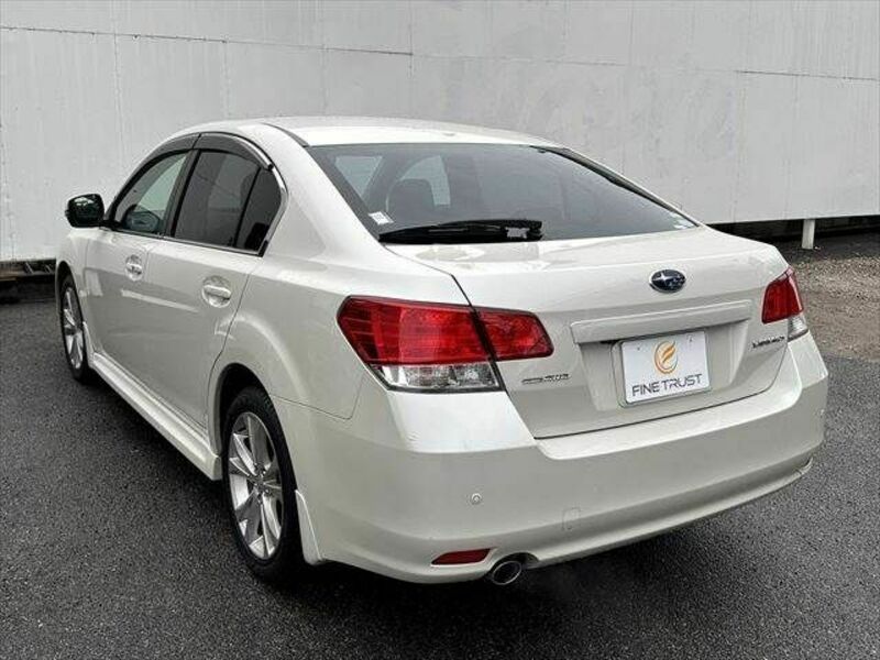 LEGACY B4-15
