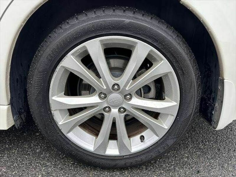 LEGACY B4-23