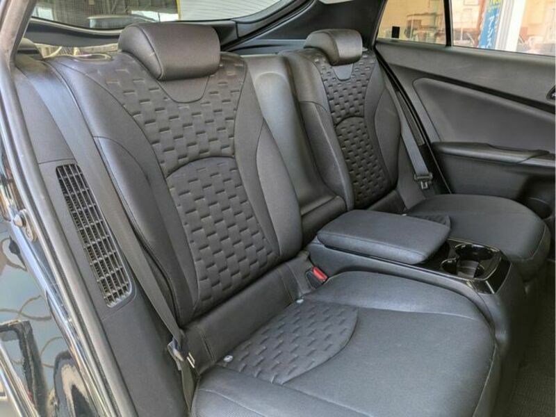 PRIUS PHV-3