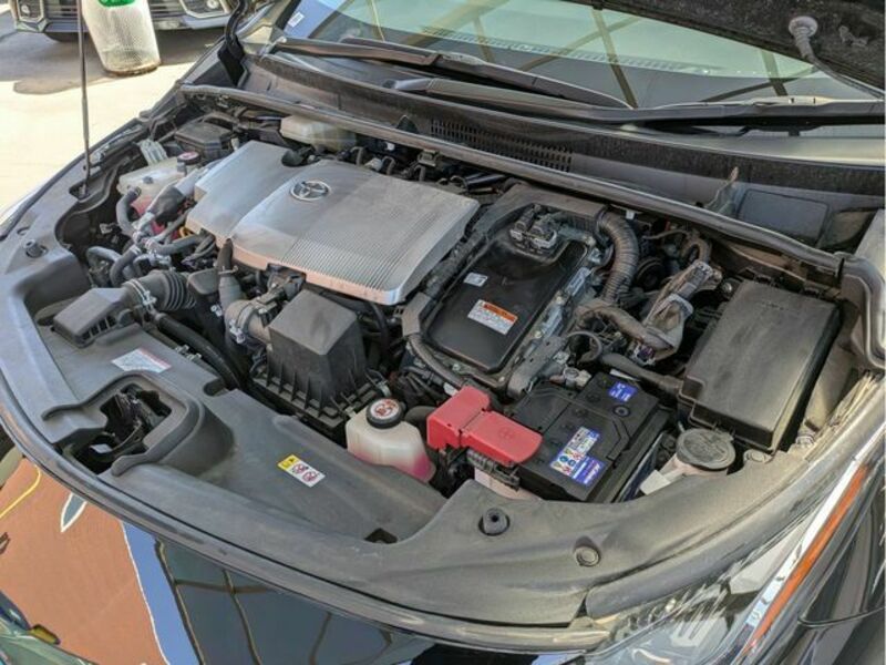 PRIUS PHV-28