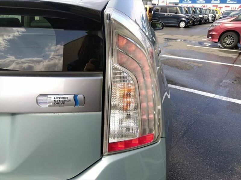 PRIUS PHV-5