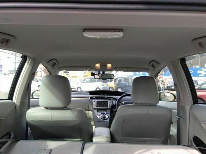 PRIUS PHV-9