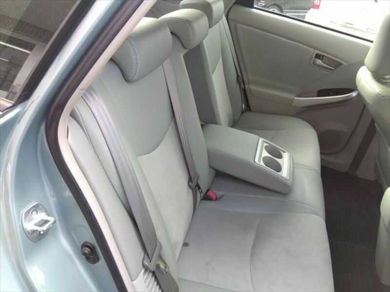 PRIUS PHV-15