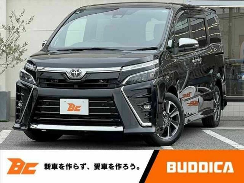 TOYOTA　VOXY