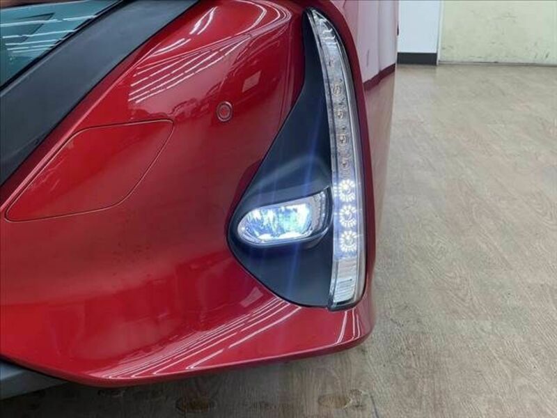 PRIUS PHV-10