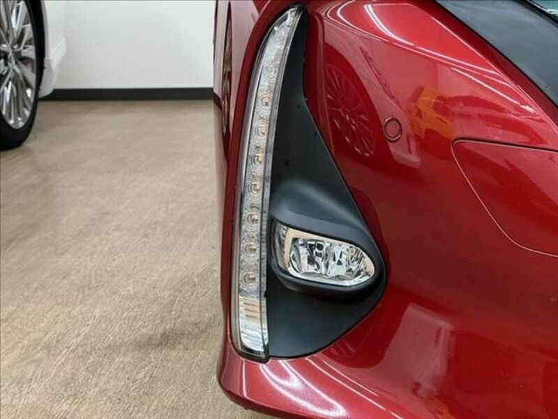 PRIUS PHV-22