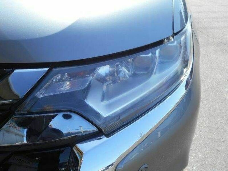 OUTLANDER PHEV-19