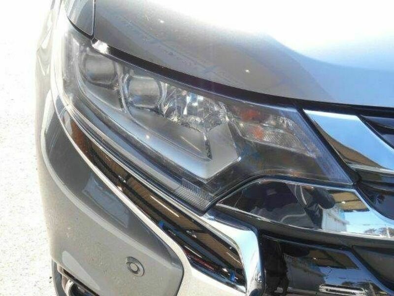 OUTLANDER PHEV-20