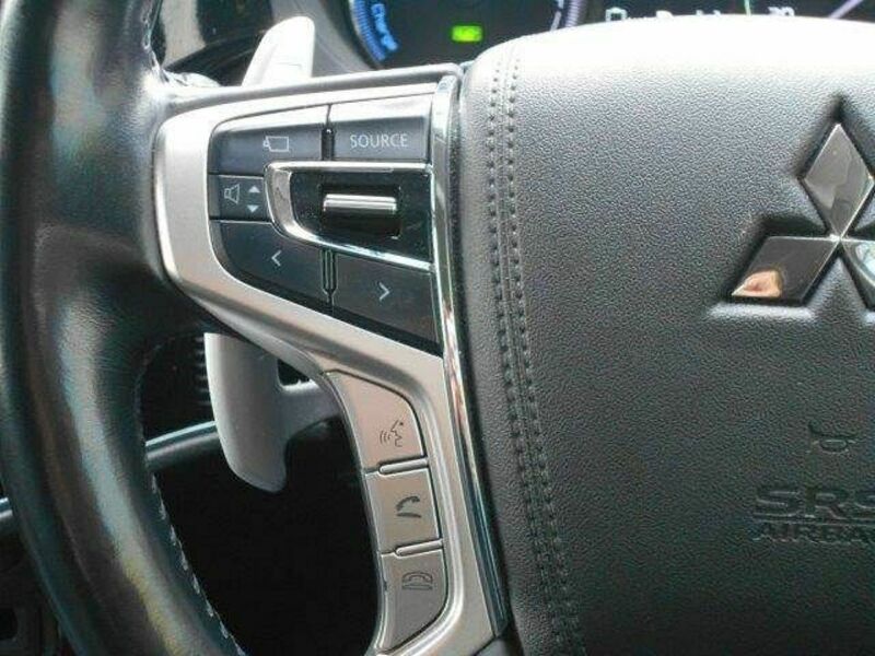 OUTLANDER PHEV-14