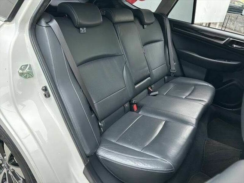 LEGACY OUTBACK-7
