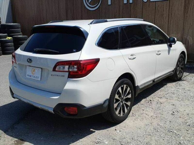 LEGACY OUTBACK-16
