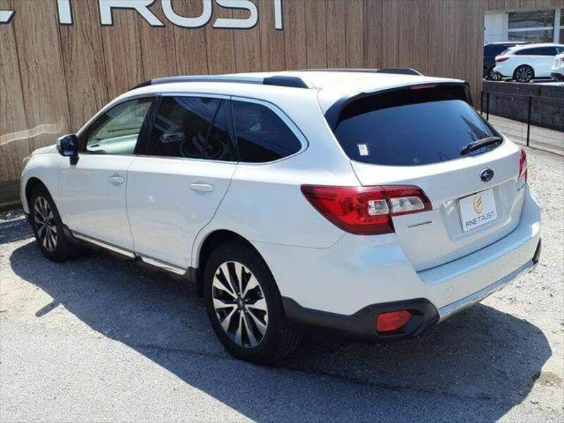 LEGACY OUTBACK-18