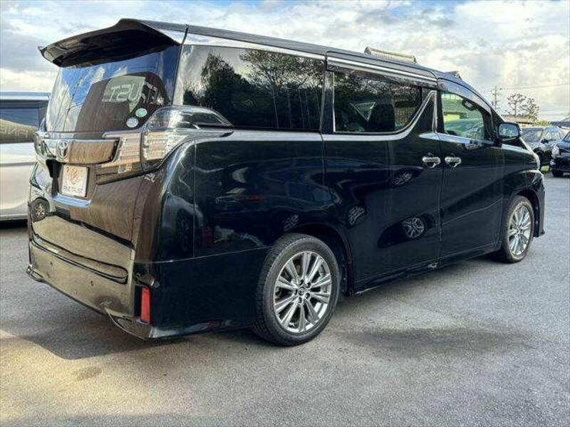 VELLFIRE-17