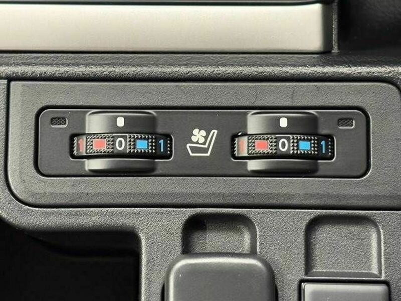 LAND CRUISER PRADO-8