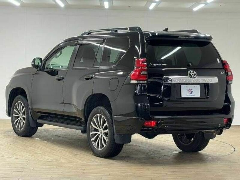 LAND CRUISER PRADO-16