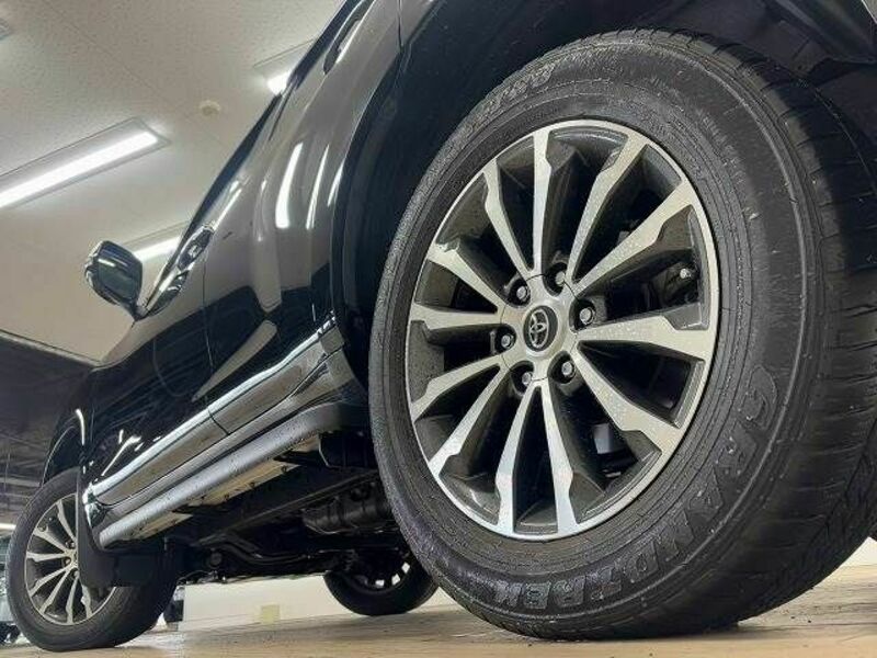 LAND CRUISER PRADO-18