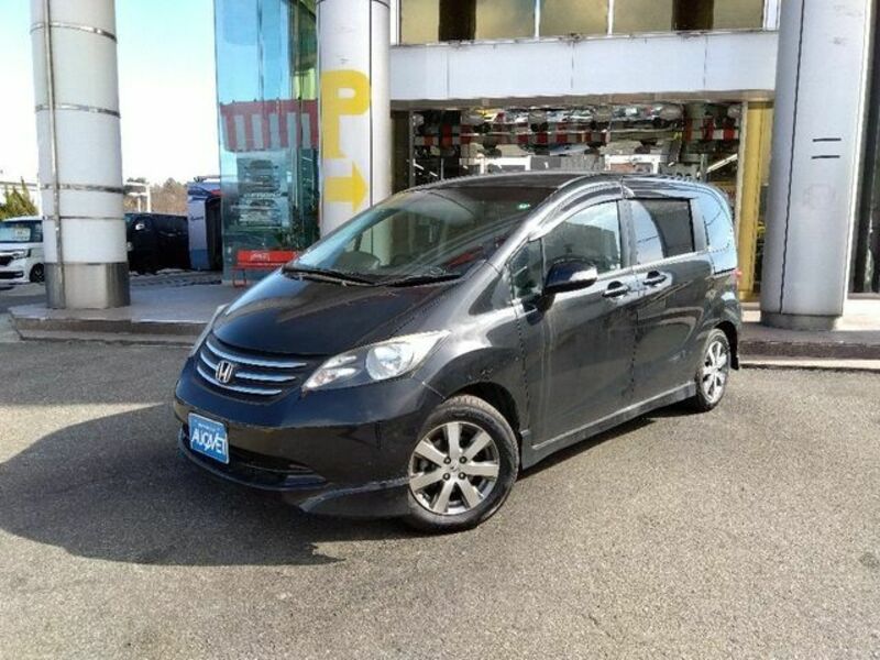 HONDA　FREED