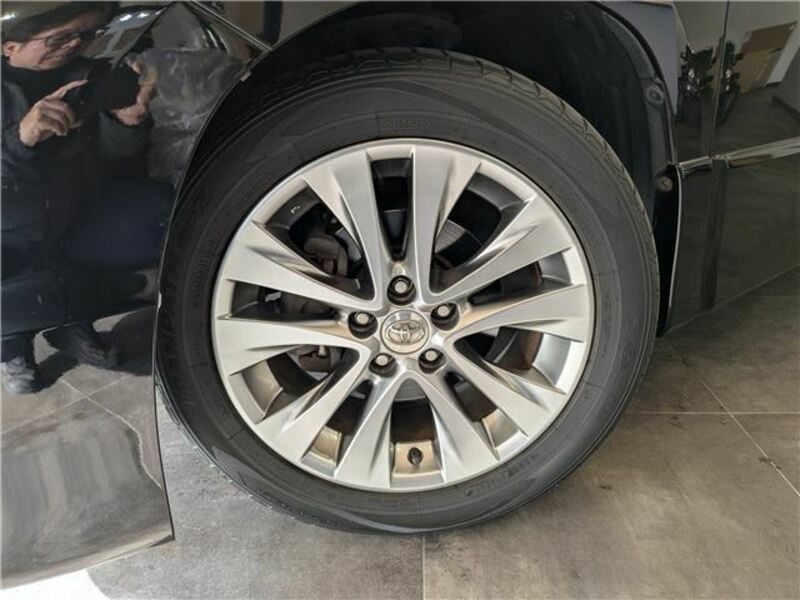 VELLFIRE-8