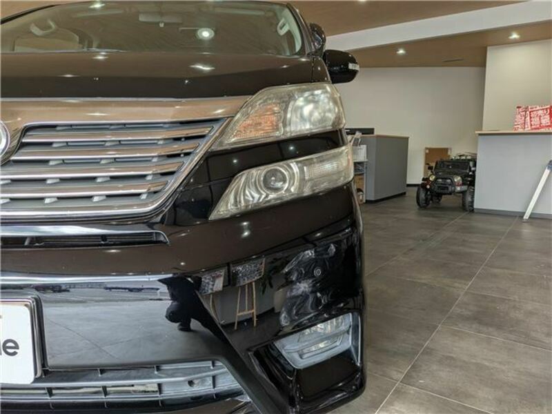 VELLFIRE-14