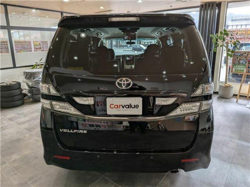 VELLFIRE-16