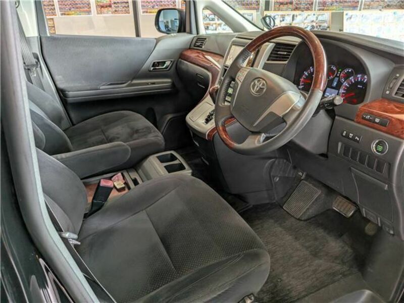 VELLFIRE-18