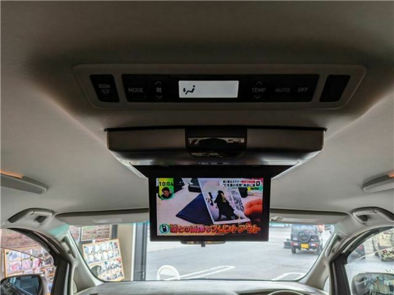VELLFIRE-27