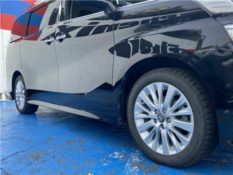 VELLFIRE-10