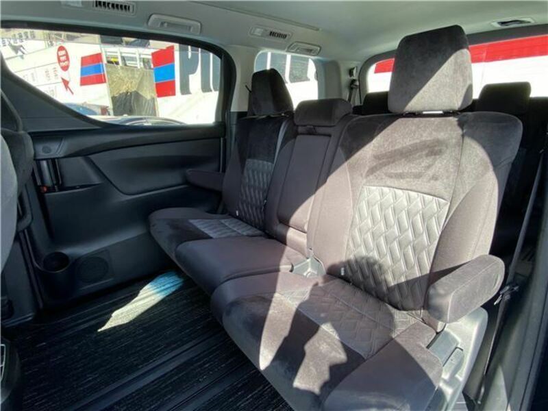VELLFIRE-31