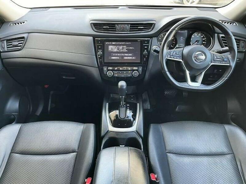 X-TRAIL-1