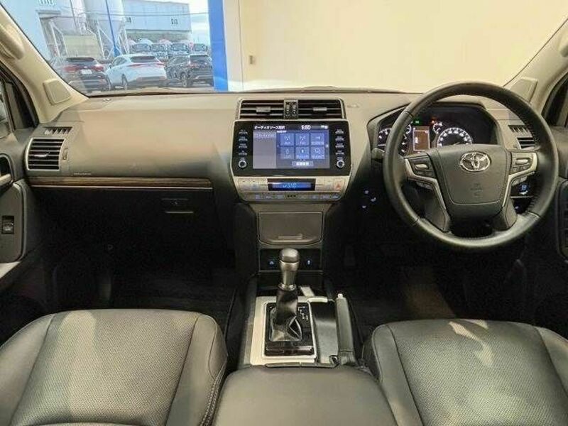 LAND CRUISER PRADO-1