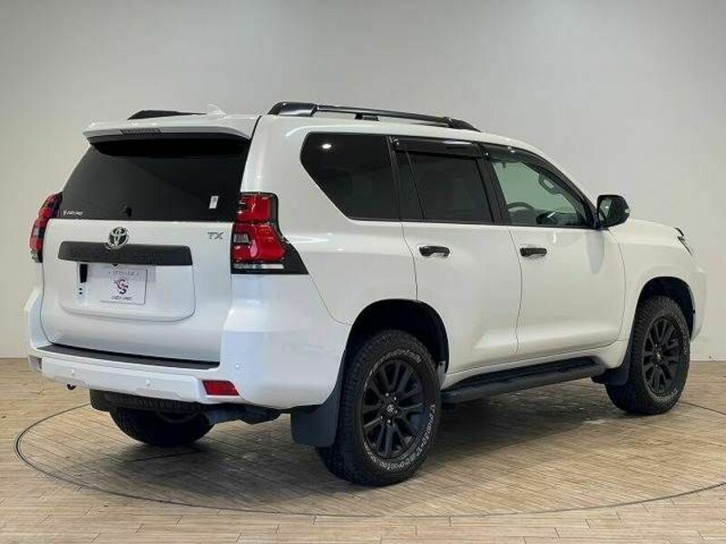 LAND CRUISER PRADO-14