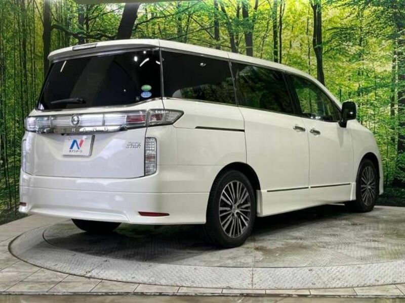 ELGRAND-16