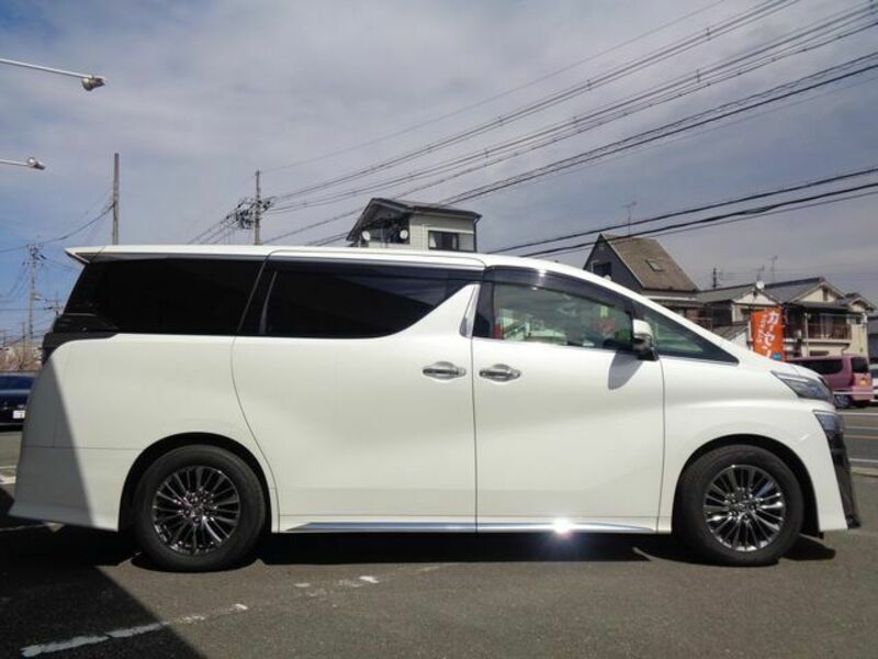 VELLFIRE-27